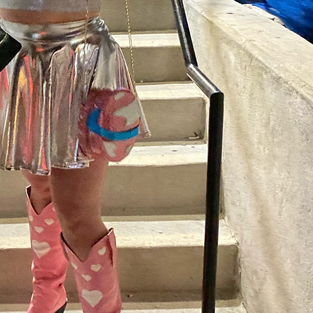 Holographic Pink + Blue Glitter Saturn Purse 🛸🪐🤠 - Picture 2 of 3